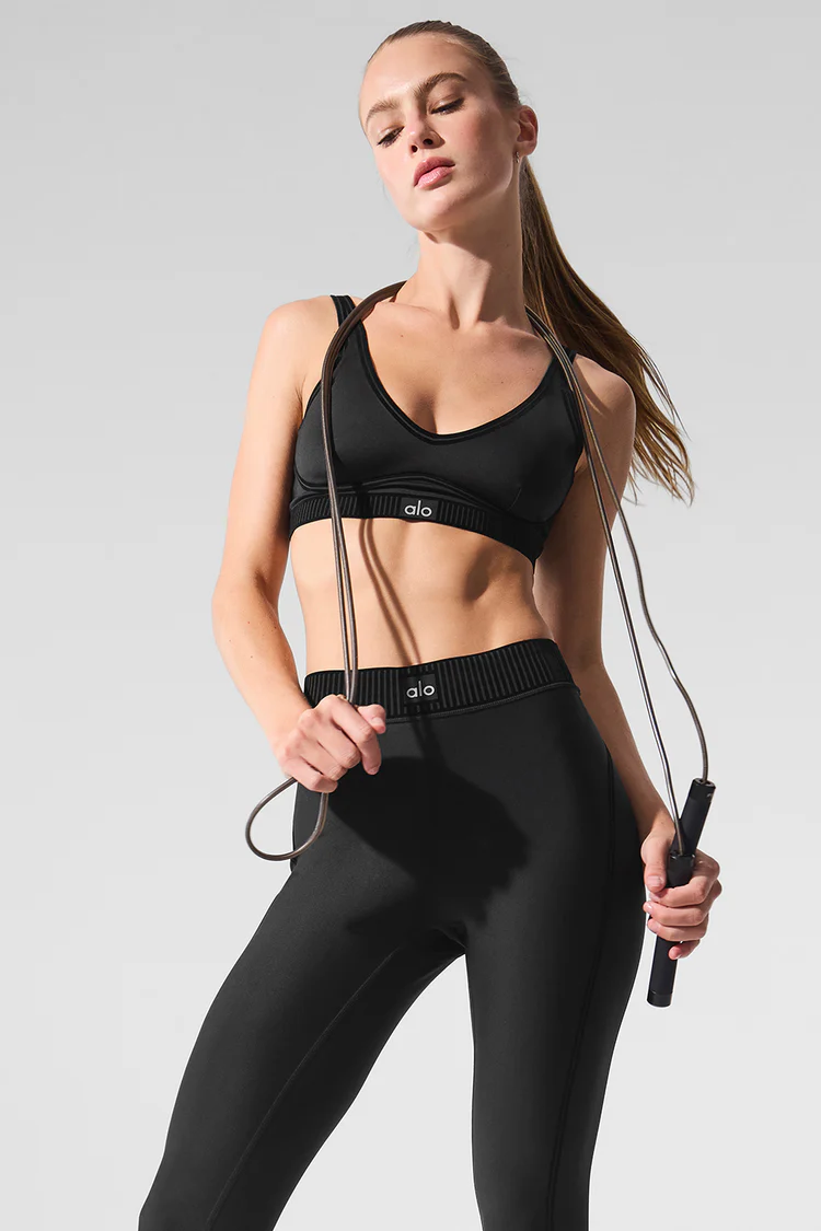 Alo Airlift Line Up Bra Black